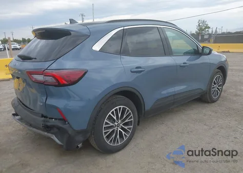 2023 Ford Escape Phev from USA, damaged, VIN 1FMCU0E17PUB33517